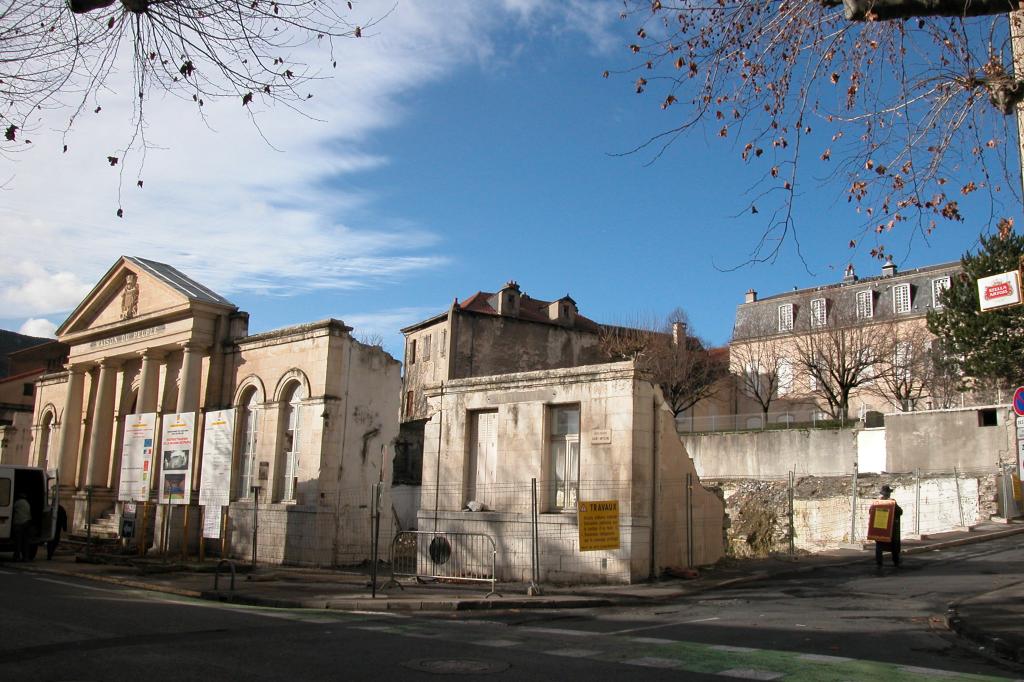 maison du peuple, actuellement Théâtre de la Maison du Peuple