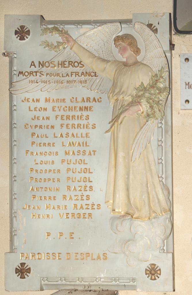 ensemble du monument aux morts de la guerre de 1914-1918 avec les 2 statues (petite nature) de Jehanne d'Arc et de saint Michel terrassant le démon
