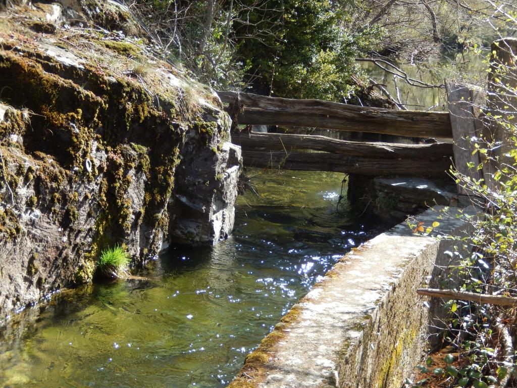 Béal du moulin de Grattegals