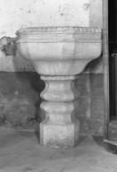 fonts baptismaux