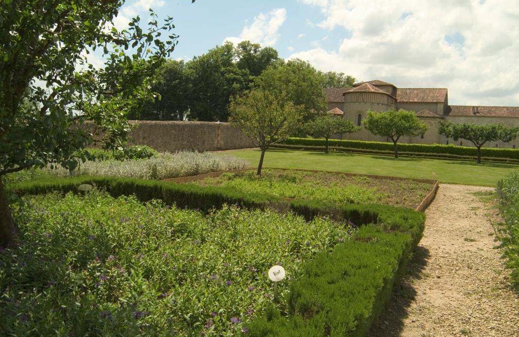 jardins de l'abbaye Notre-Dame de Flaran