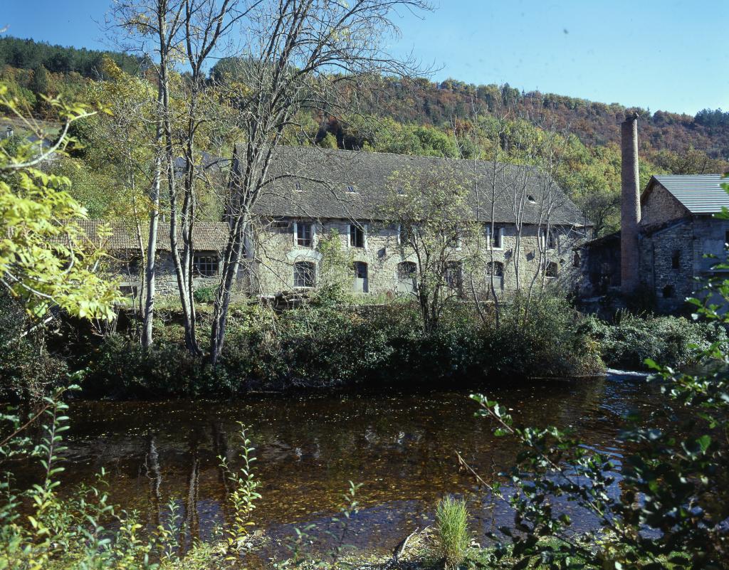 moulin à farine, mégisserie dit Moulin du Grenier, puis Mégisserie Fassou et Beylier, puis Brossier