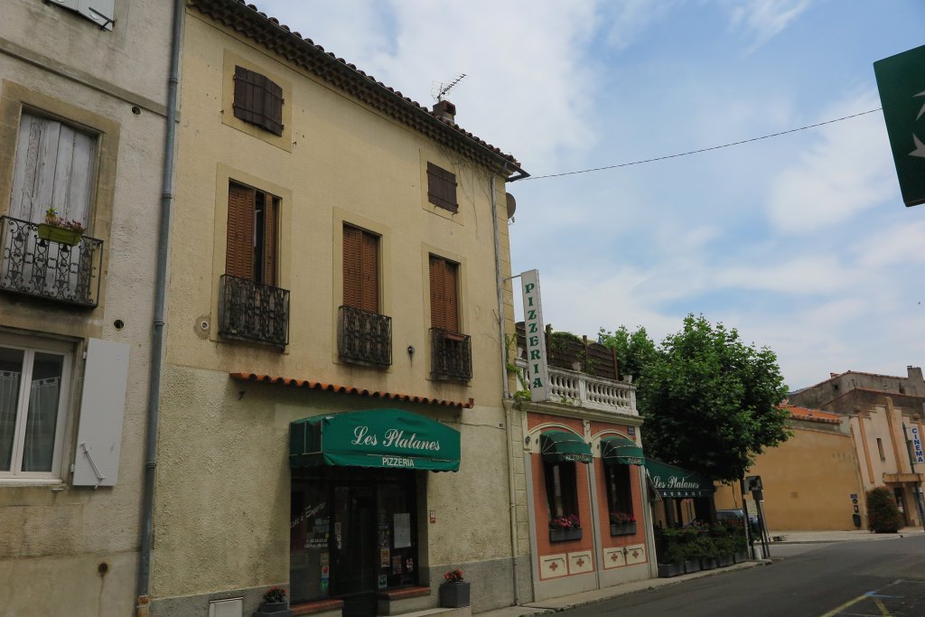 Hôtel des Pyrénées actuellement immeuble