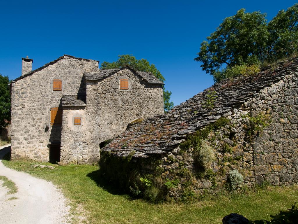 ferme puis maison