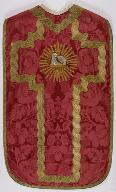 Chasuble rouge et étole