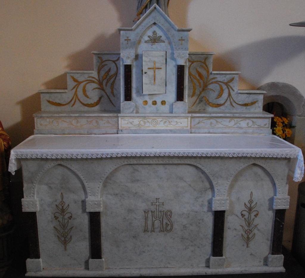 ensemble des deux autels secondaires du Sacré-coeur de Jésus et du Sacré-coeur de la MArie, de style néo-classique : autels, tabernacles