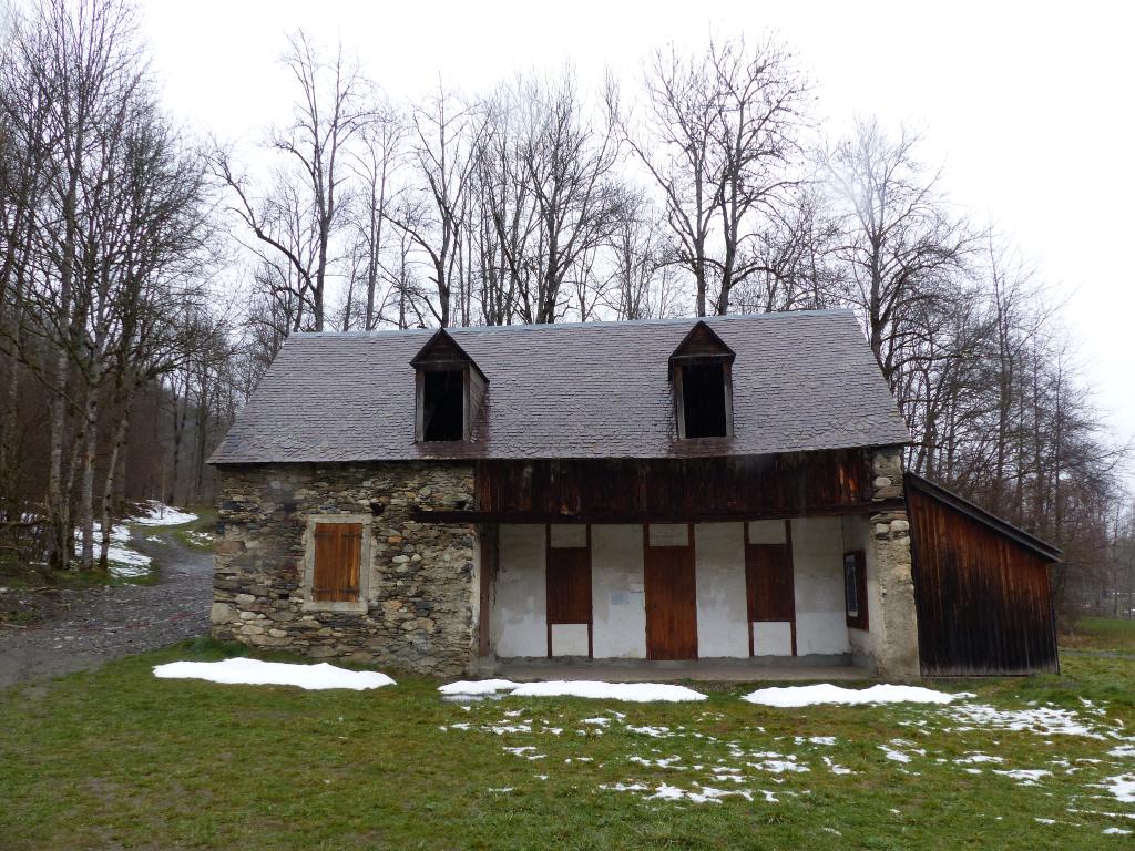 Bains de Saoussas, établissement thermal de Loudenvielle