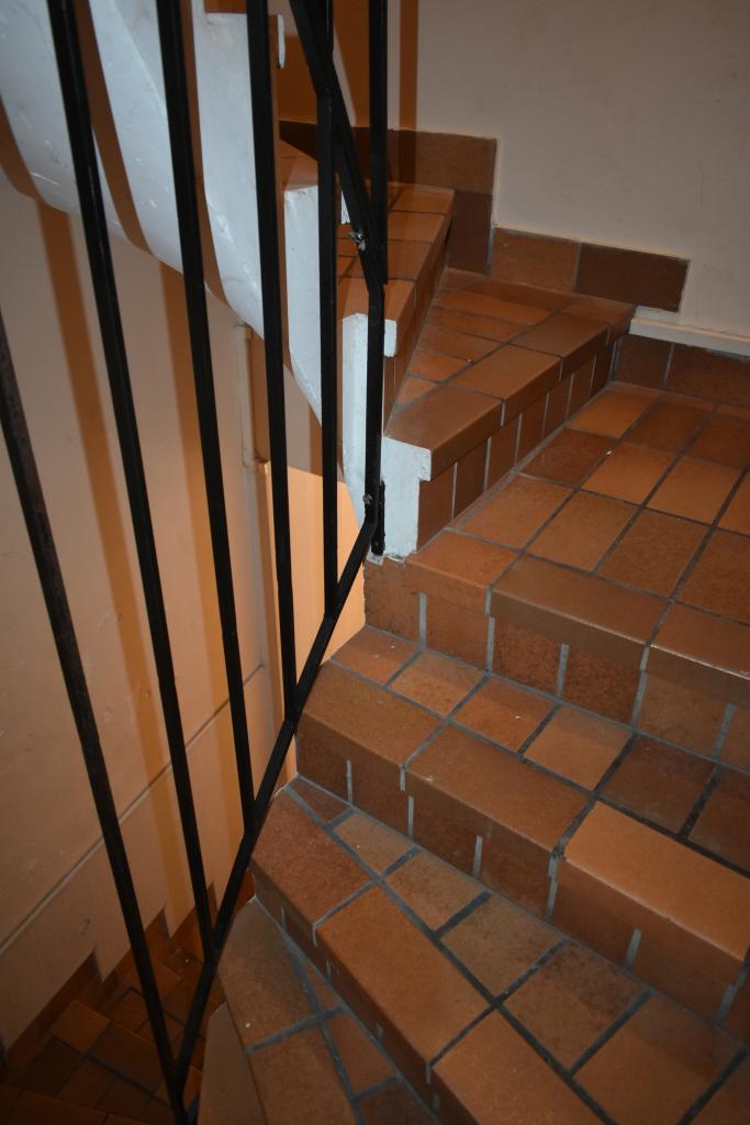 immeuble à boutique