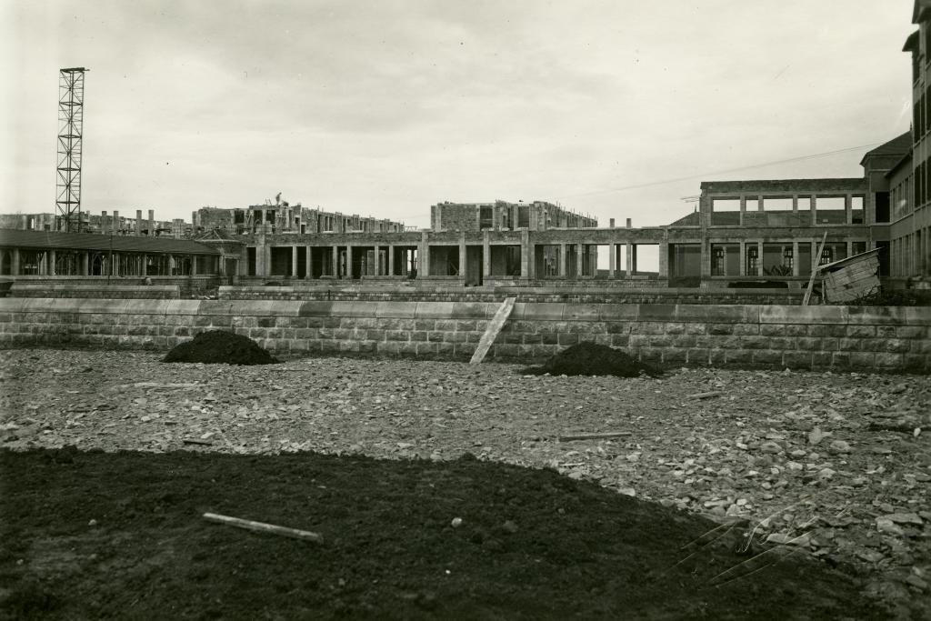 hôpital psychiatrique de Cayssiols, aujourd'hui centre Hospitalier Sainte-Marie de Rodez