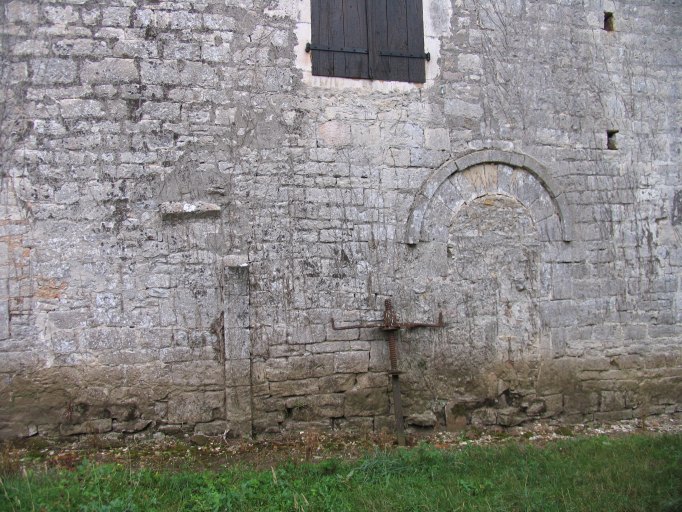 église paroissiale Saint-Julien, puis maison