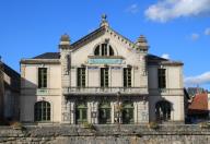 ancienne salle des fêtes : théâtre municipal à l'italienne