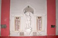 monument aux morts de la guerre de 1914-1918 et de la guerre de 1939-1945 avec statue de Jeanne d'Arc (figure colossale) et console