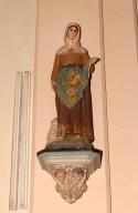 ensemble de 2 statues (petite nature) et de leurs consoles : Saint Blaise portant une maquette d'église, Sainte Germaine de Pibrac