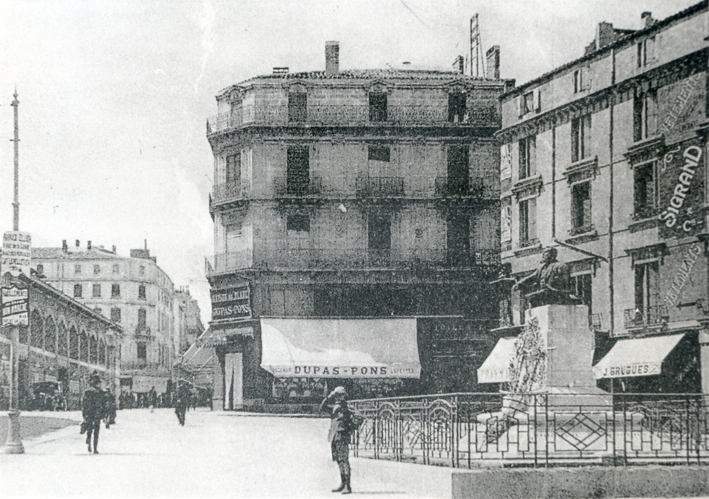 monument commémoratif à Jean Jaurès