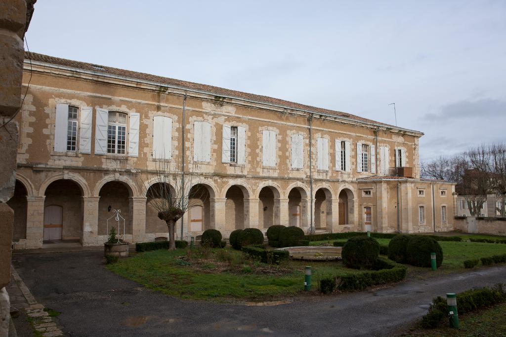 hôpital Narbonne-Pelet