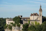 château abbatial, puis château des évêques