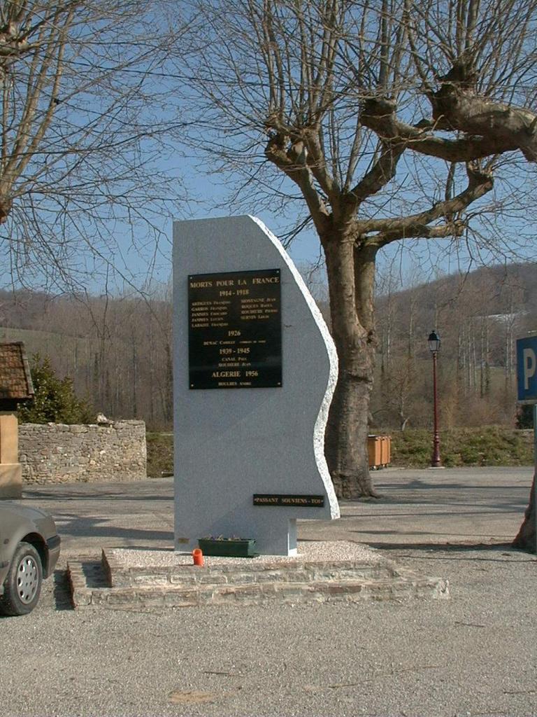 monument aux morts de la guerre de 1914-1918, de la guerre de 1939-1945 et de la guerre d'Algérie