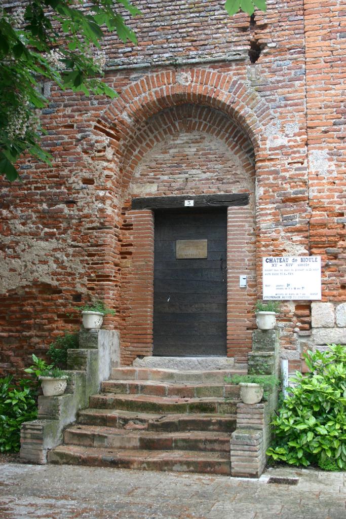 château, actuellement école