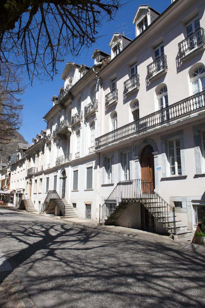 rue dite allée des Bains puis d'Etigny