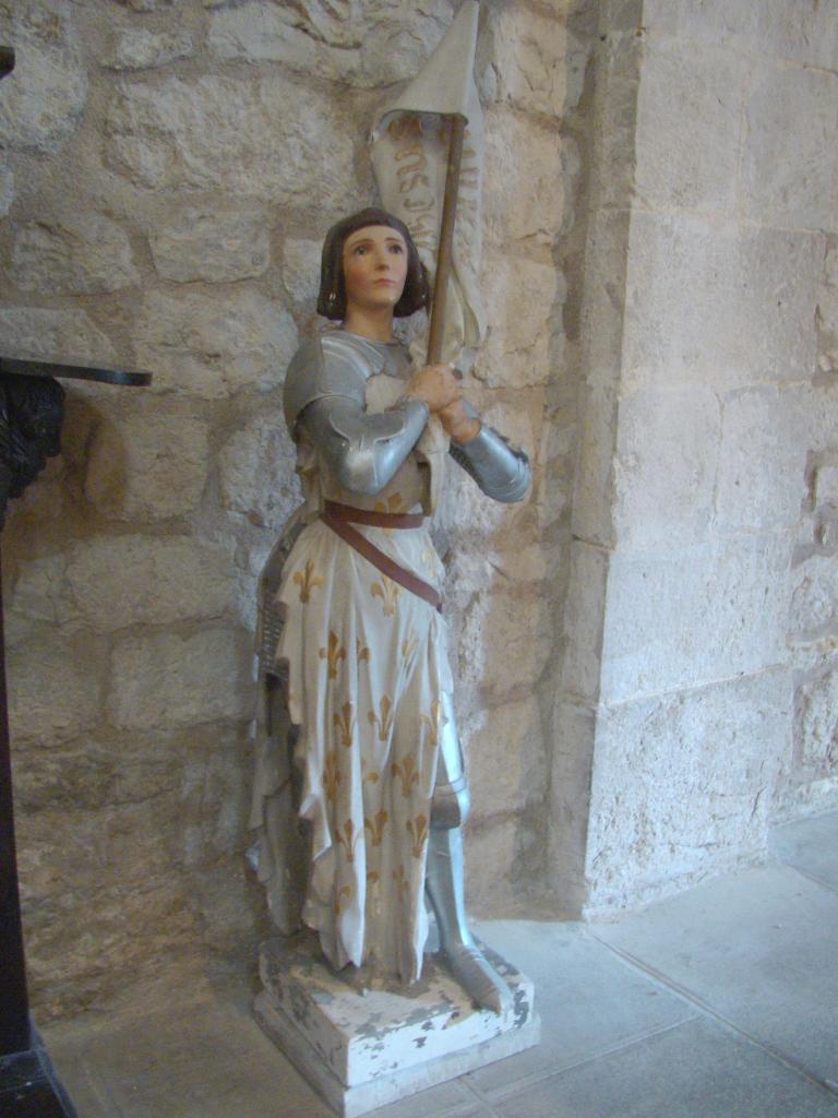 statue (petite nature) : Jeanne d'Arc