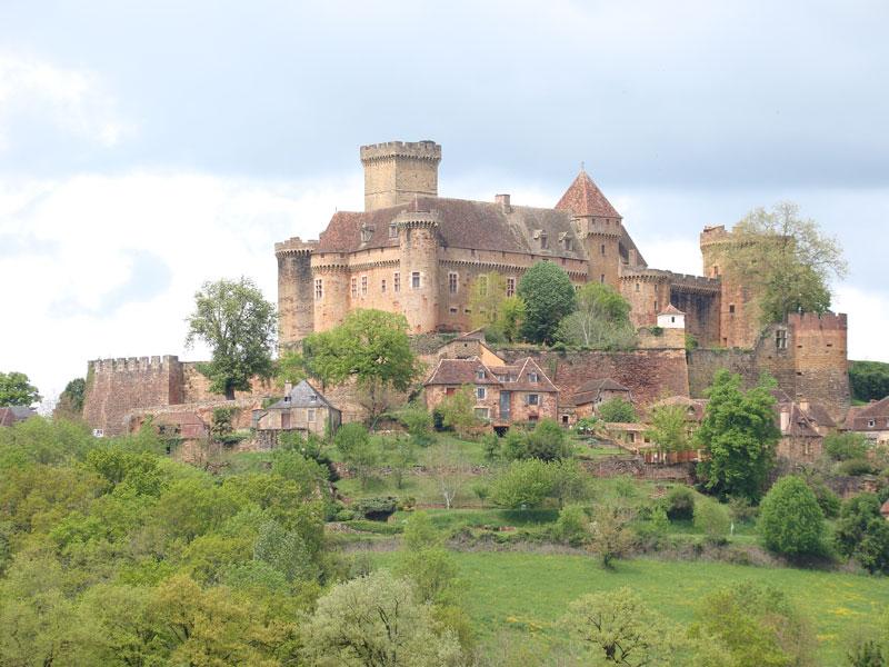 château fort de Castelnau-Bretenoux