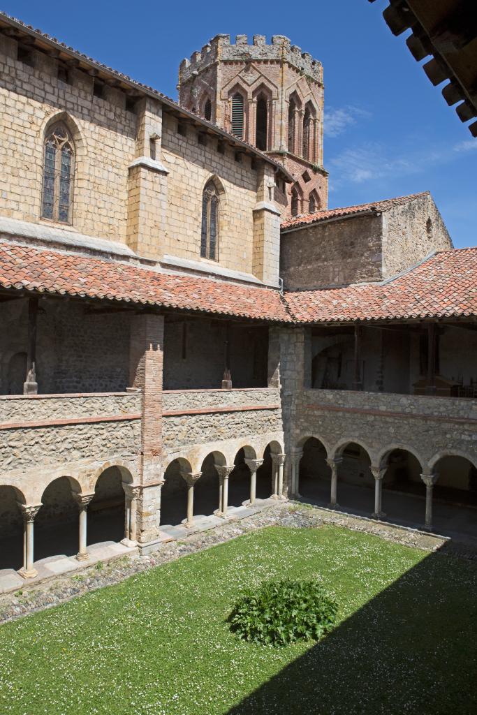 cathédrale Saint-Lizier actuellement église paroissiale