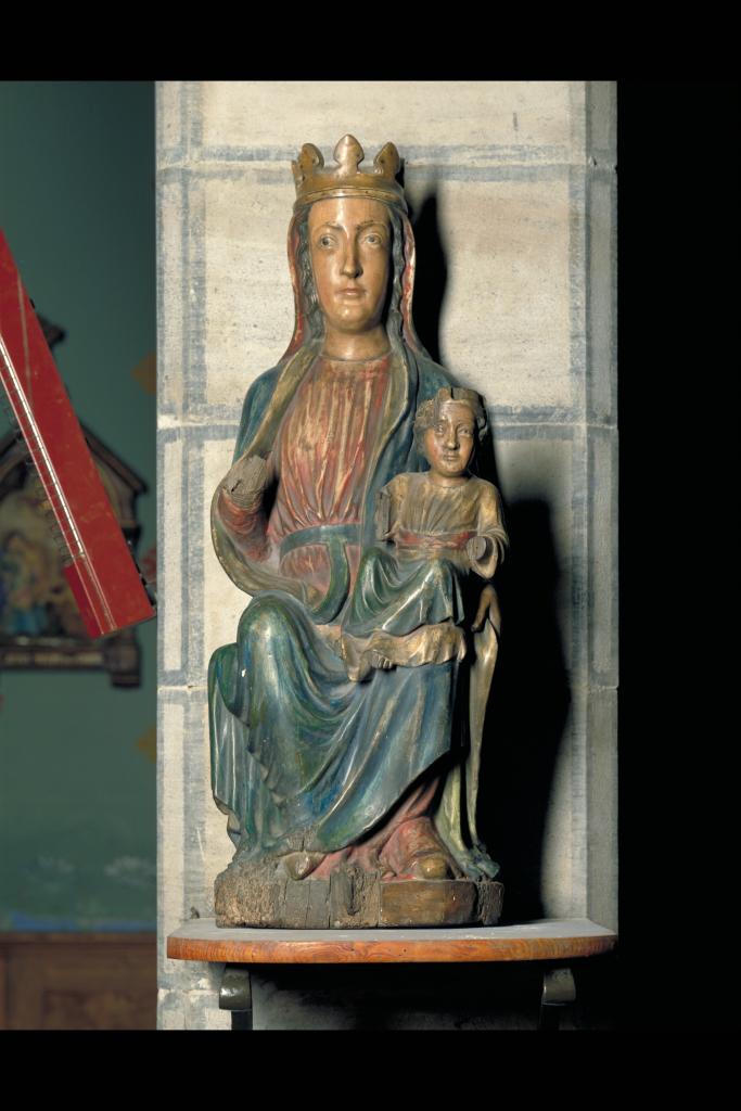 statue (demi-nature) : Vierge à l'Enfant