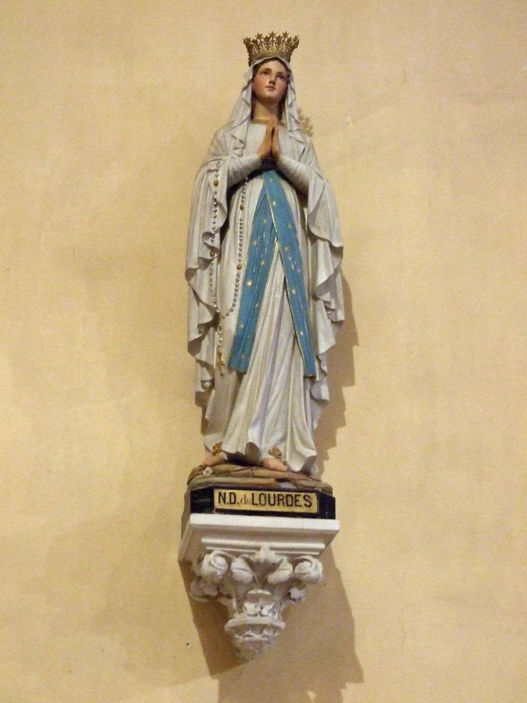 le mobilier de l'église Saint-Pierre