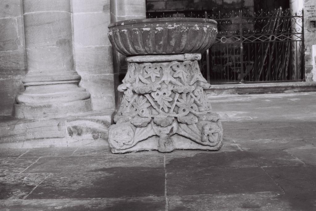 abbaye de bénédictins Saint-Sauveur