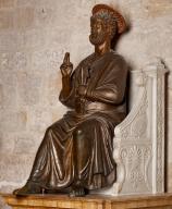 statue : saint Pierre apôtre