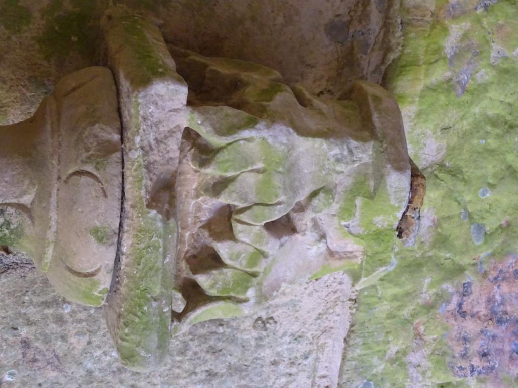 décor autour de la Vierge à l'enfant, galerie orientale du cloître
