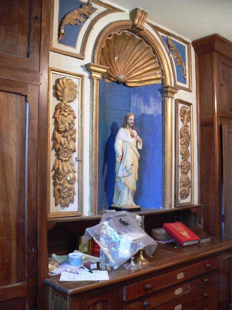 meuble de sacristie (chasublier et placards)