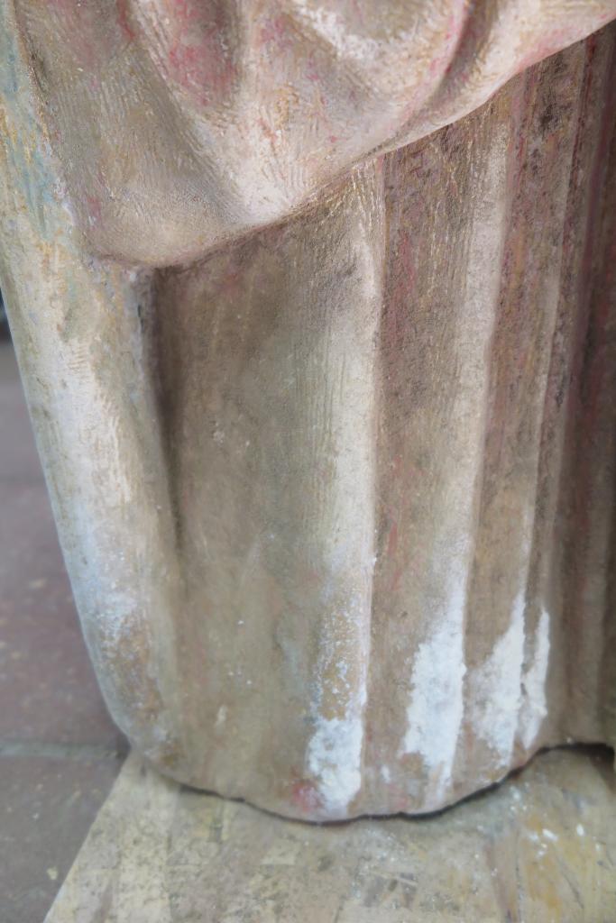 groupe sculpté de la Mise au tombeau