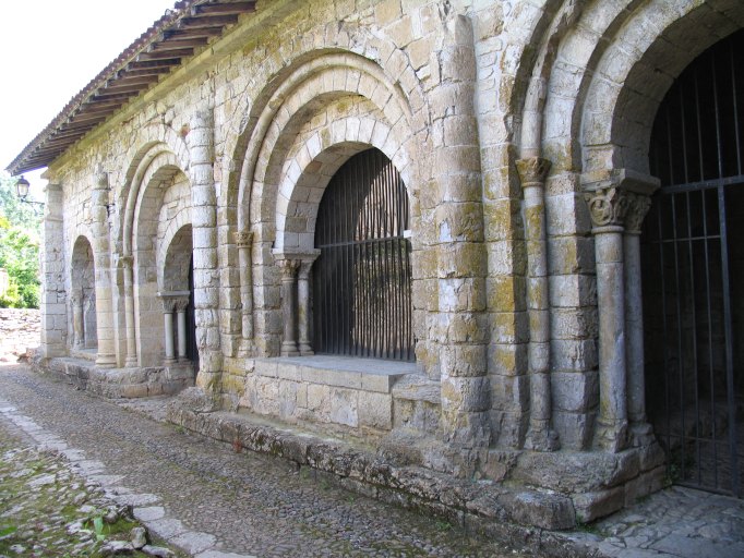 ancienne abbaye Saint-Pierre puis église paroissiale Notre-Dame de l'Assomption