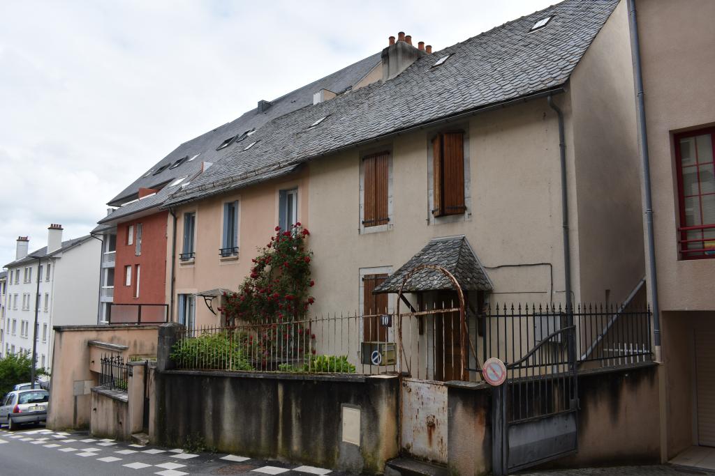rue de Montcalm