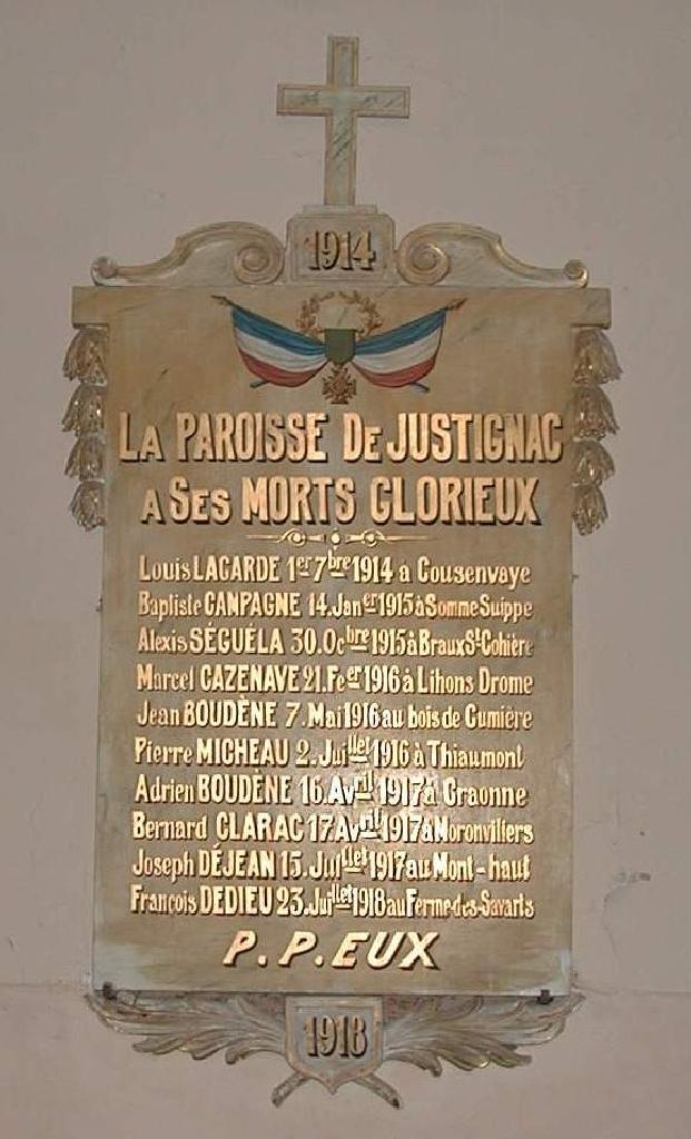 ensemble du monument aux morts de la guerre de 1914-1918, plaque et statue (grandeur nature) avec sa console de sainte Jeanne d'Arc