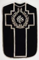 chasuble noire avec étole, voile de calice et bourse de corporal (n° 56)