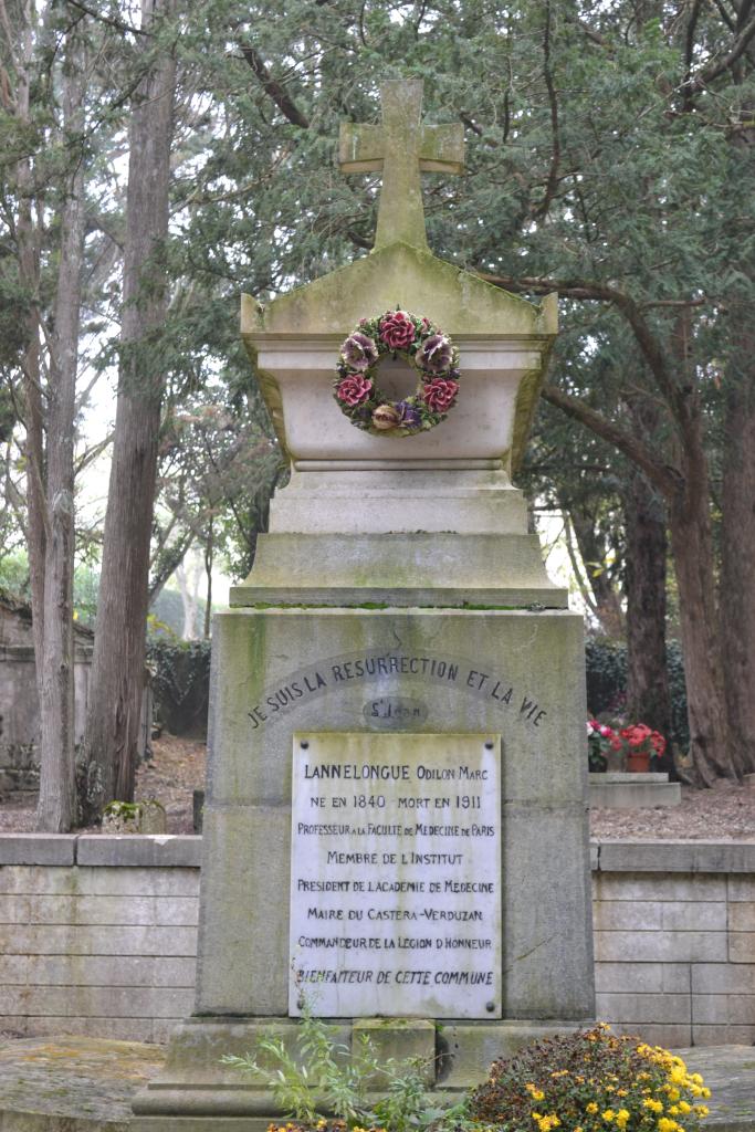 église et cimetière