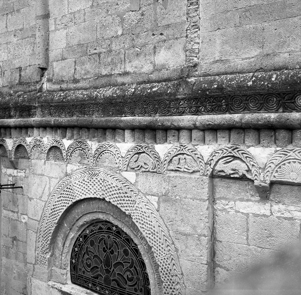 prieuré, église paroissiale Saint-Pierre-de-Montaubérou