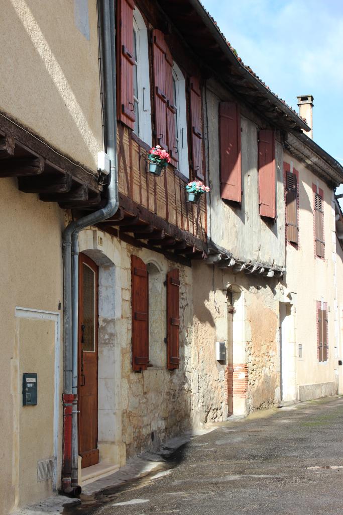 maisons du village de Pessan