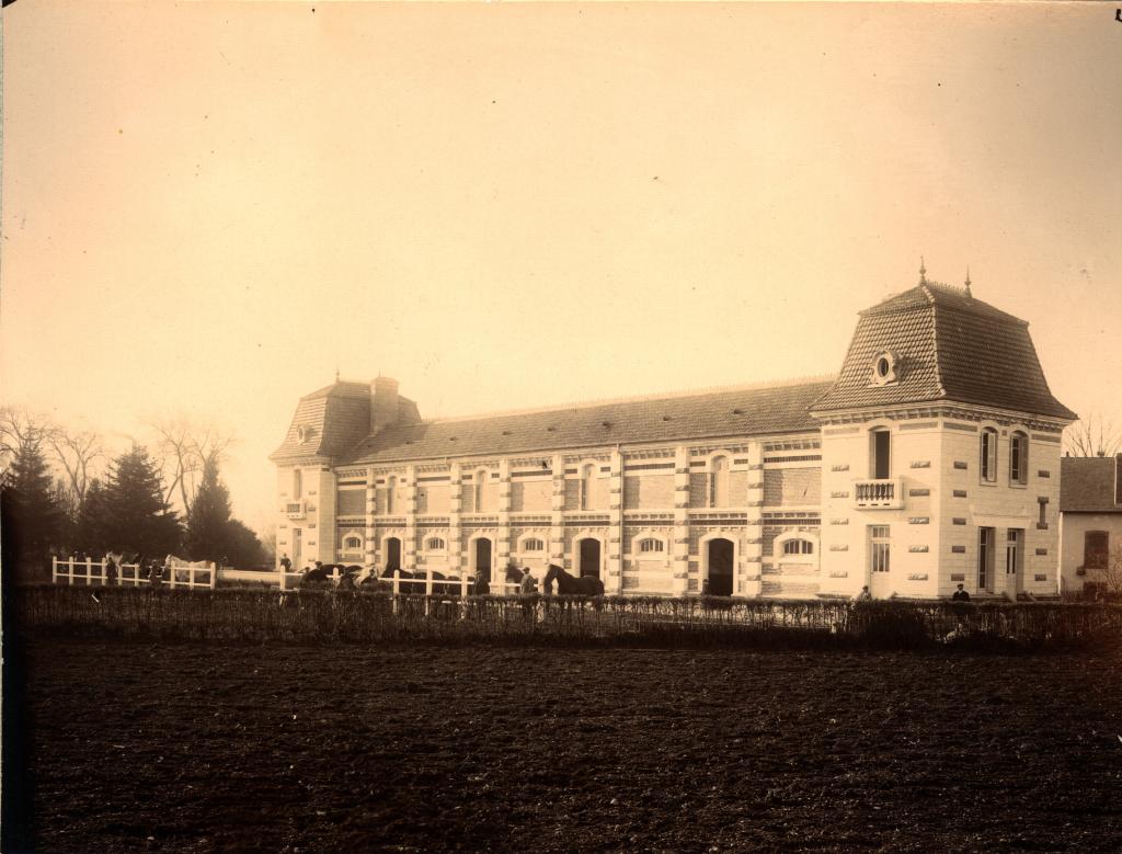 écuries de la Villa Oustau
