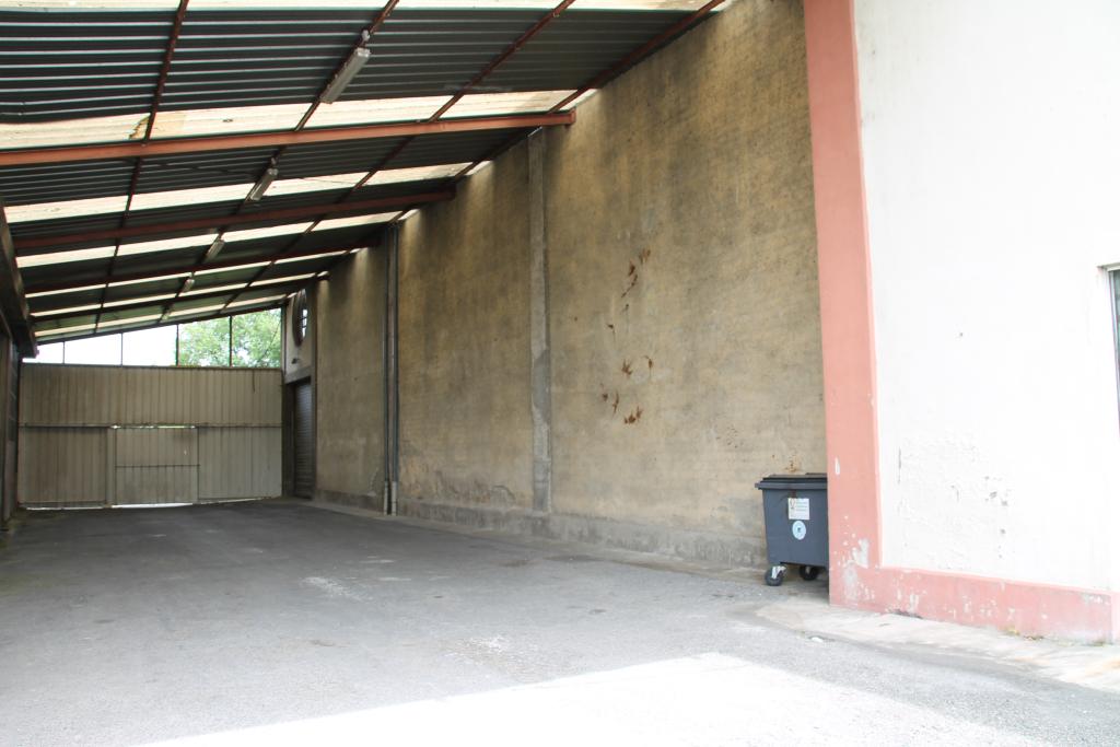 ancienne cave coopérative et magasin