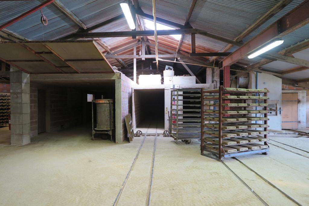 Ancien moulin, devenu briqueterie puis tuilerie