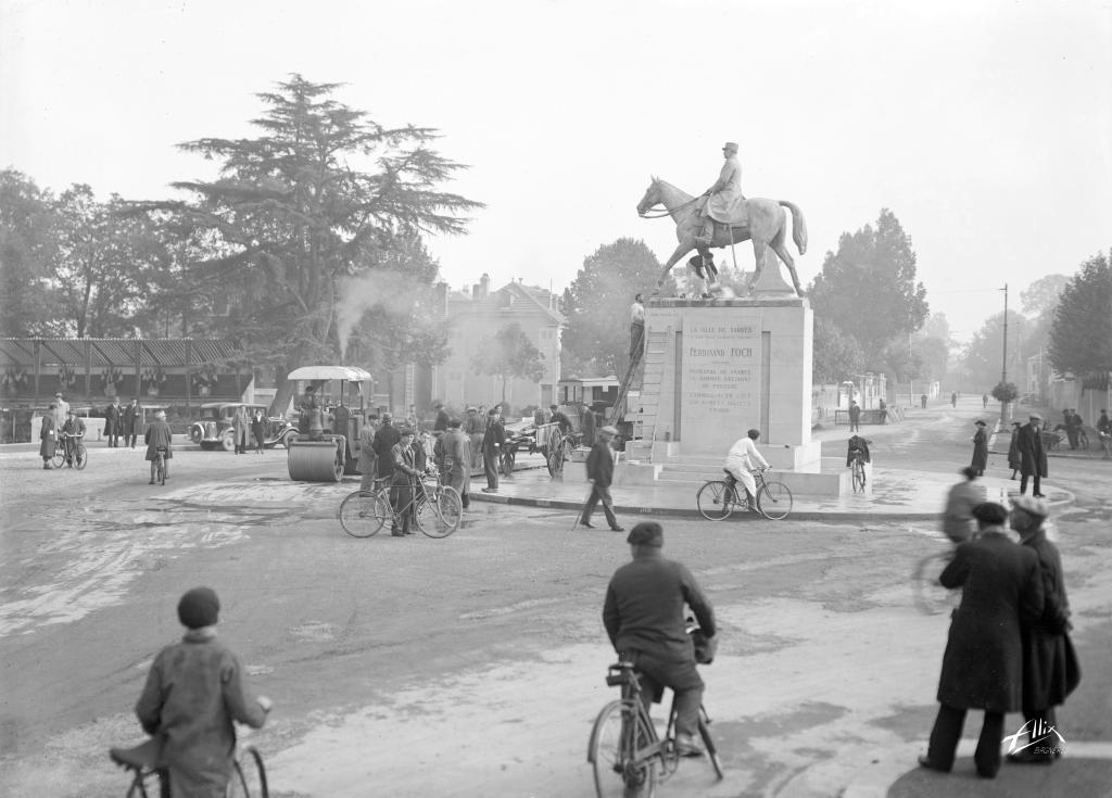 statue équestre du Maréchal Foch