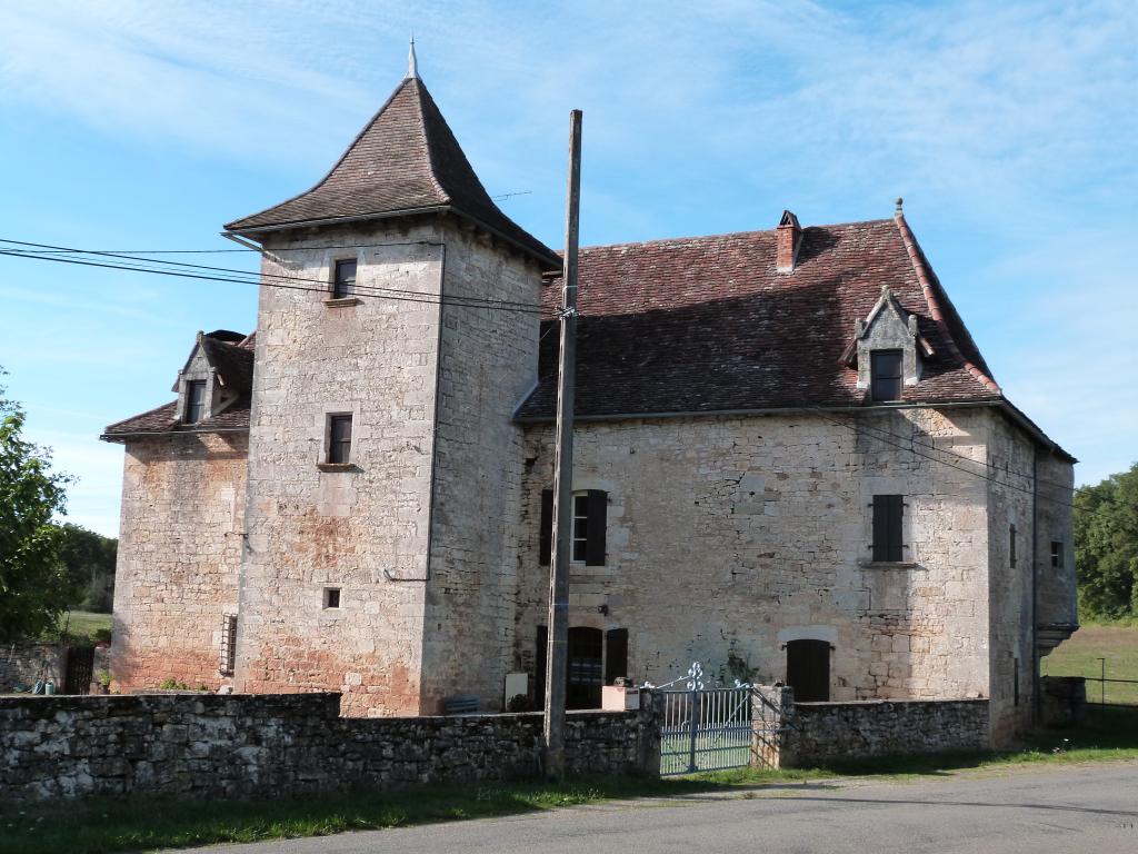 ancien manoir aujourd'hui ferme