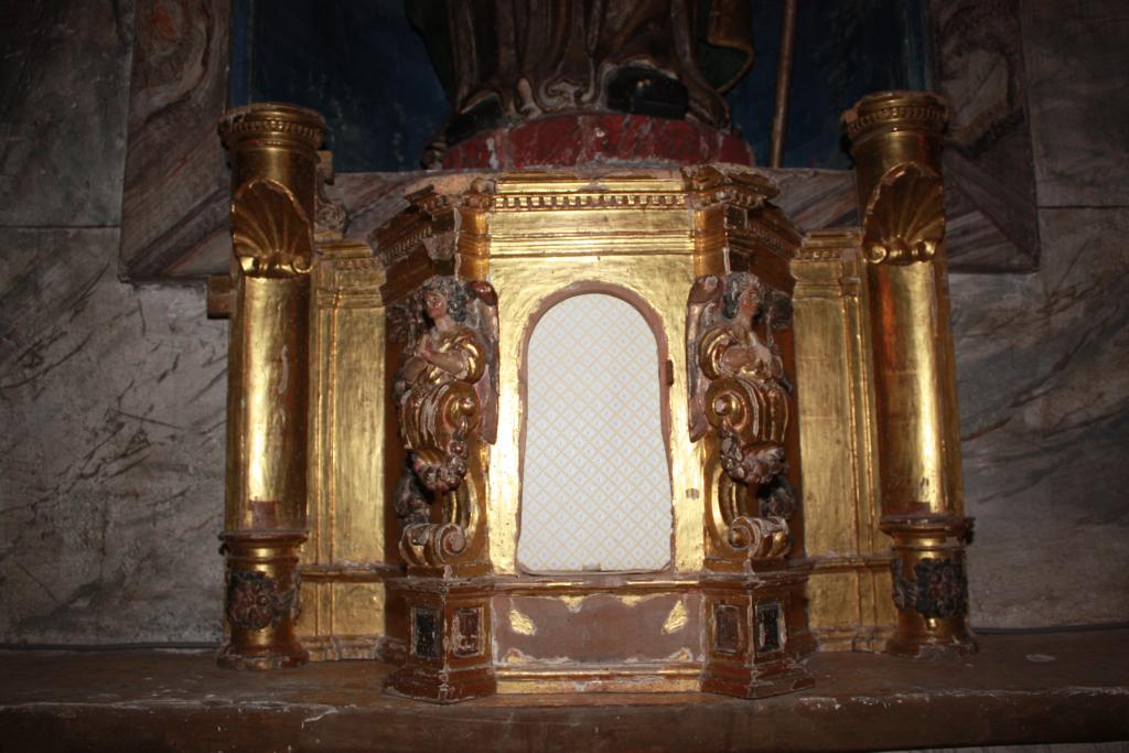 autel secondaire de saint Lizier, retable, tabernacle, statue : saint Lizier, 6 chandeliers
