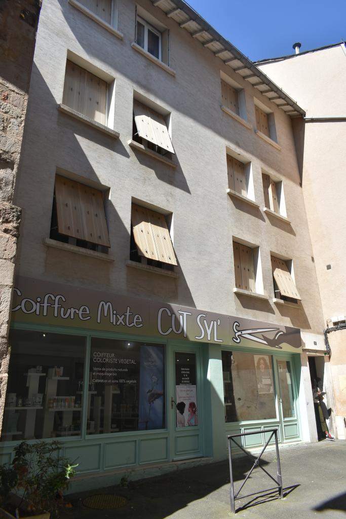 immeuble à boutique