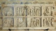 bas-relief de l'Enfance et de la Passion du Christ