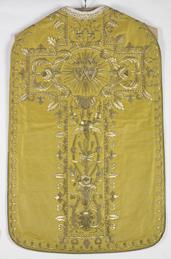 chasuble or avec étole et manipule (n° 32)