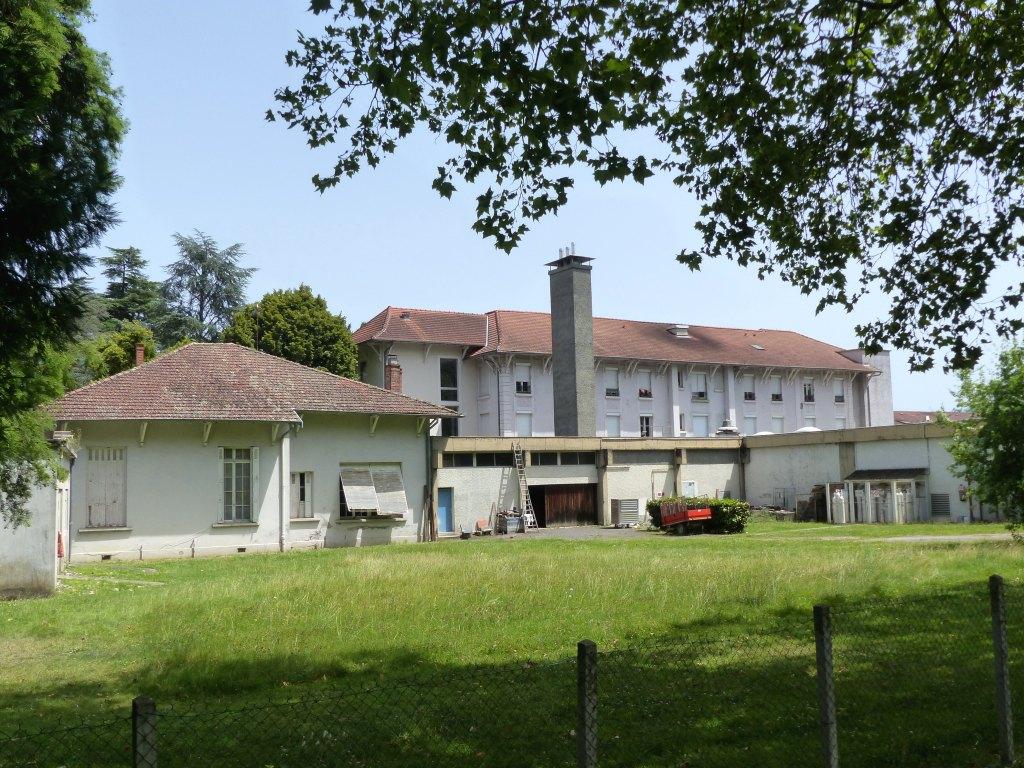 Hôtel des bains puis Sanatorium, Préventorium, centre de rééducation dit de la "Fontaine salée"